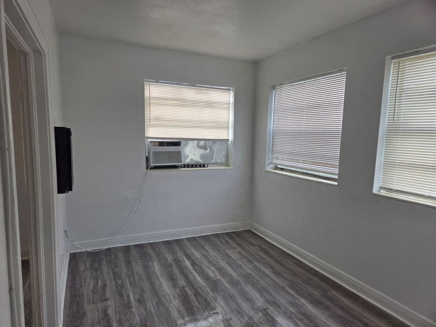 Miami Apartment: 1361 Nw 4 Street