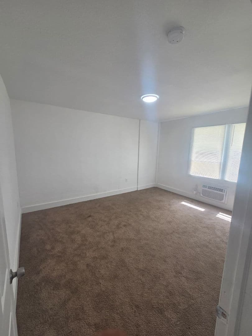 Miami Apartment: 959 SW 5 St