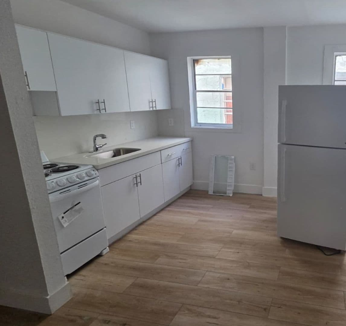 Miami Apartment: 959 SW 5 St