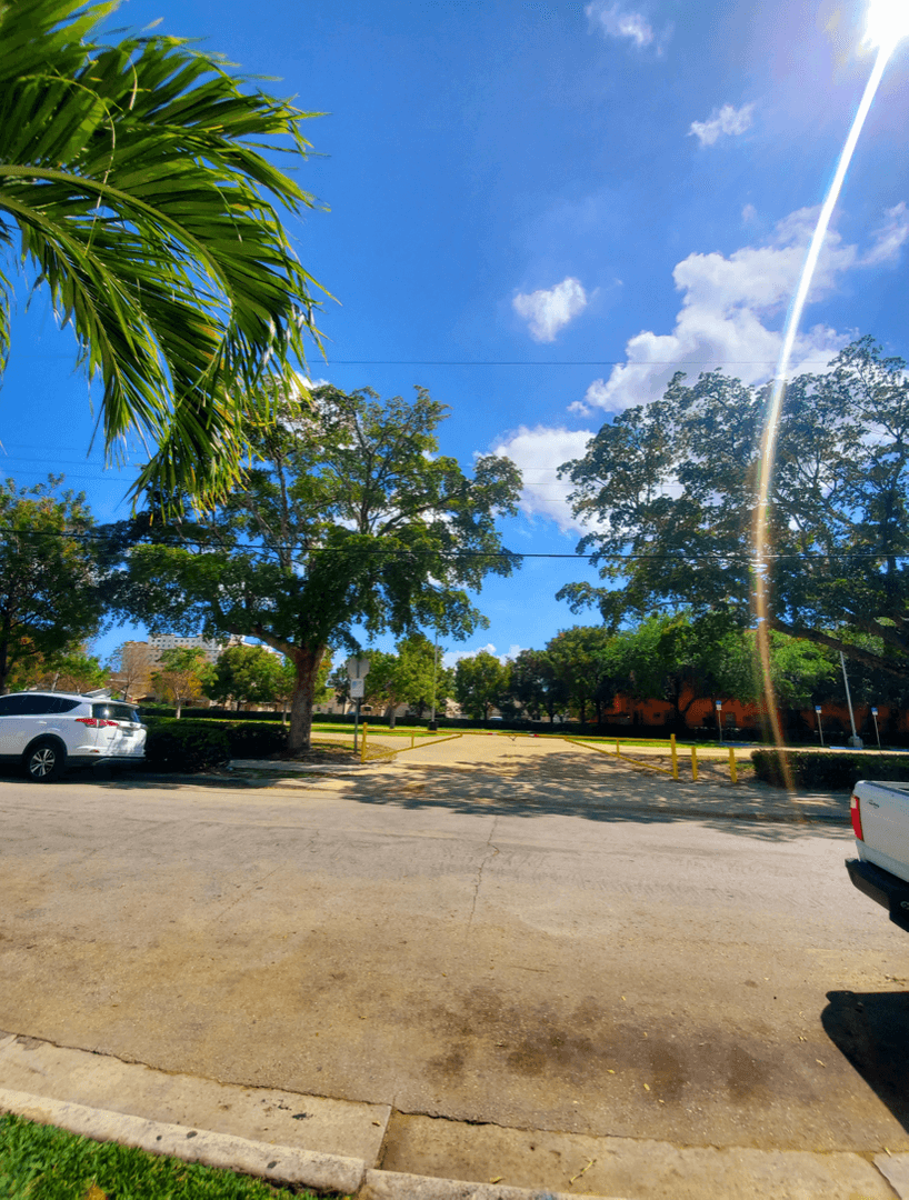 Miami Apartment: 1361 Nw 4 Street