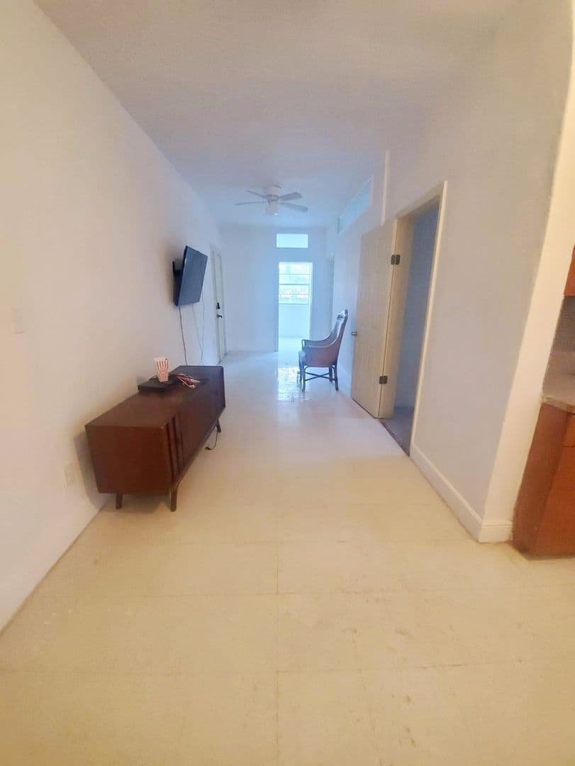 Miami Apartment: 1361 Nw 4 Street