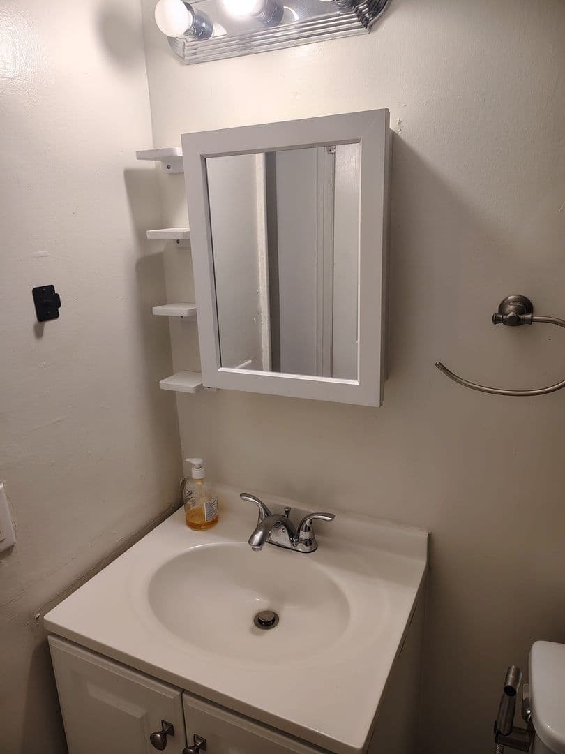 North Miami Apartment: 790 NE 128th Street