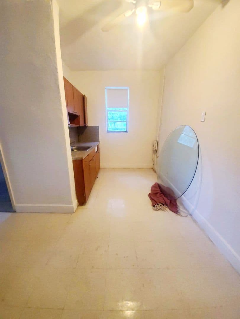 Miami Apartment: 1361 Nw 4 Street