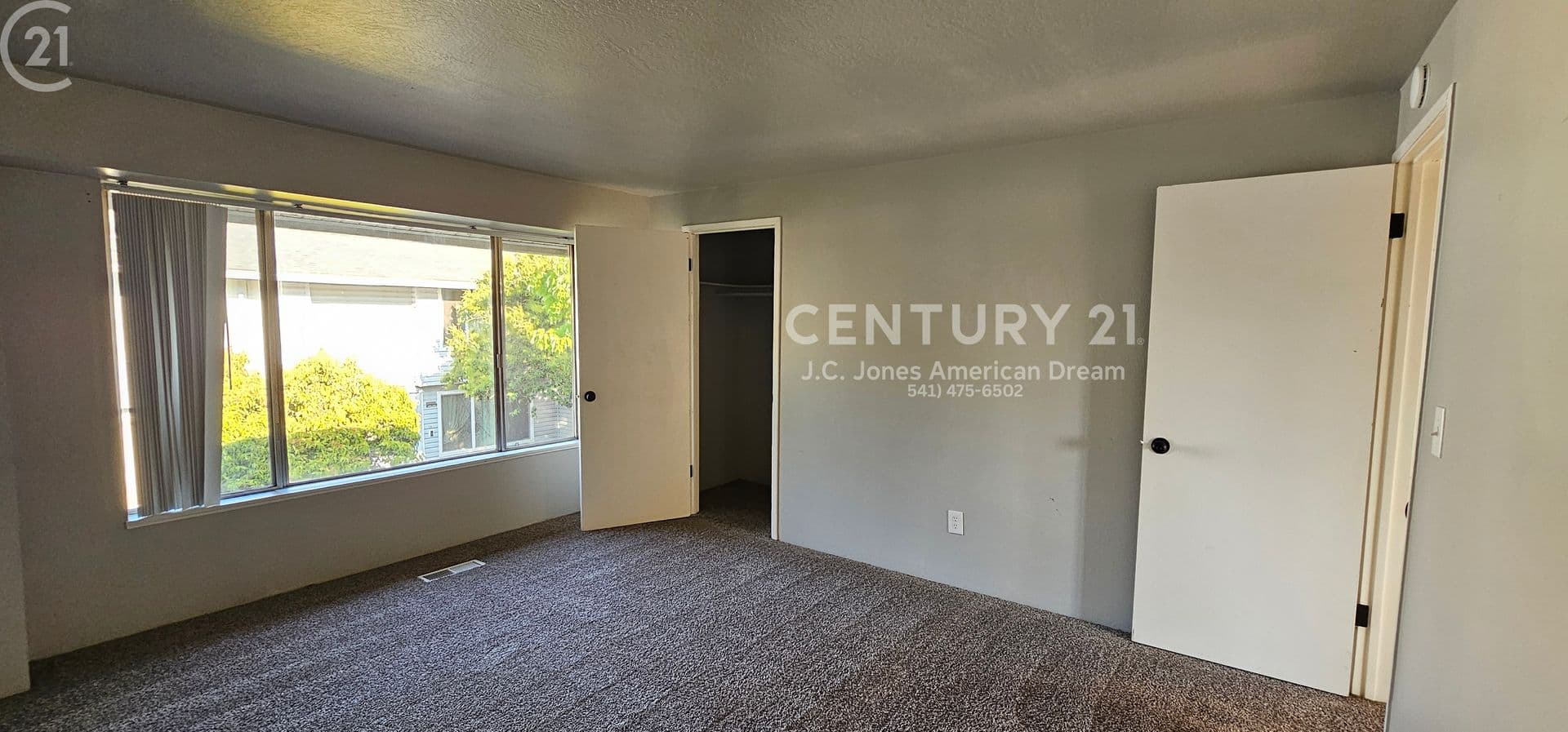 Medford House: 2000 Brookhurst Street #20