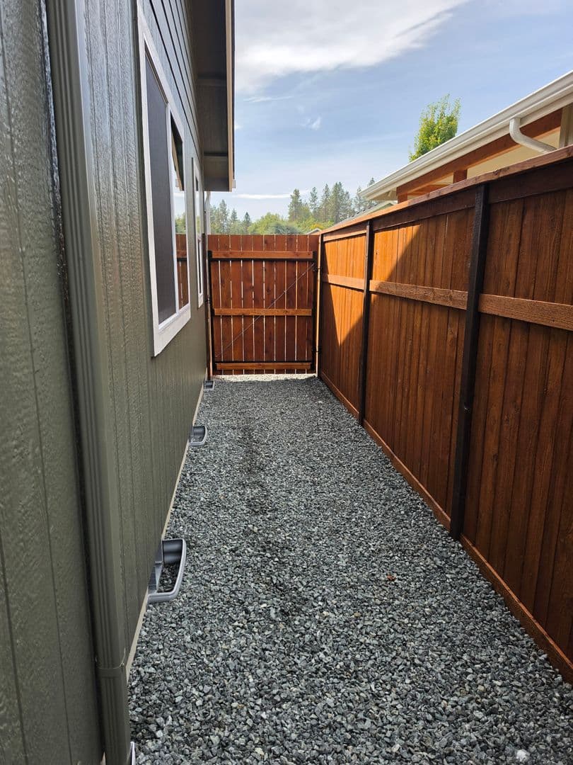 Grants Pass House: 2812 Elmer Nelson Lane