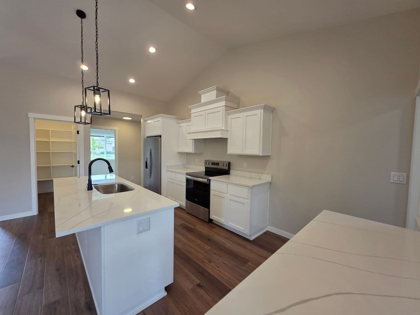 Grants Pass House: 2812 Elmer Nelson Lane