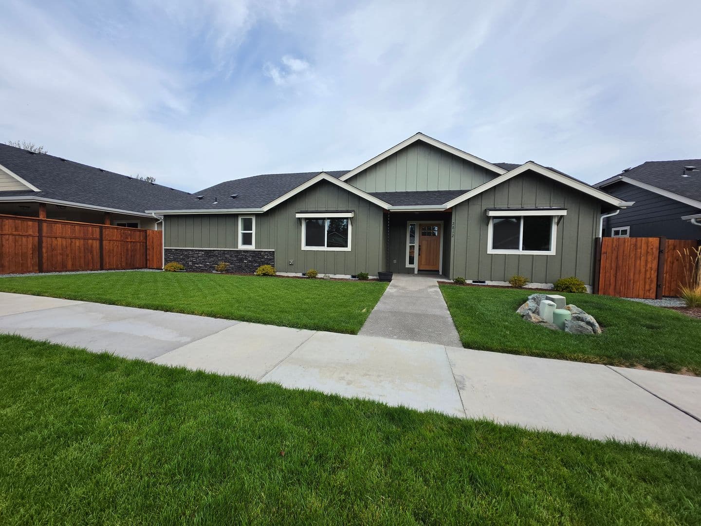 Grants Pass House: 2812 Elmer Nelson Lane