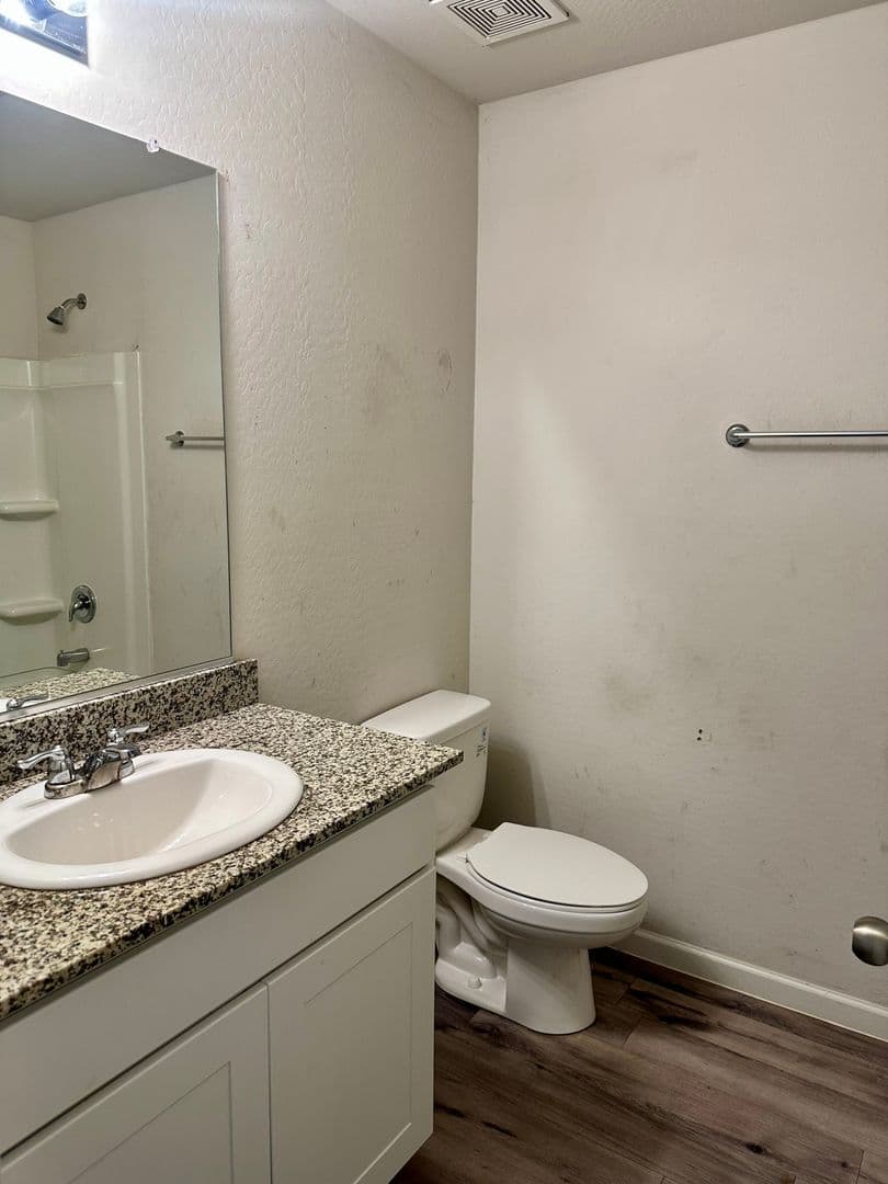 Casa Grande House: 2051 E. Velvet Place