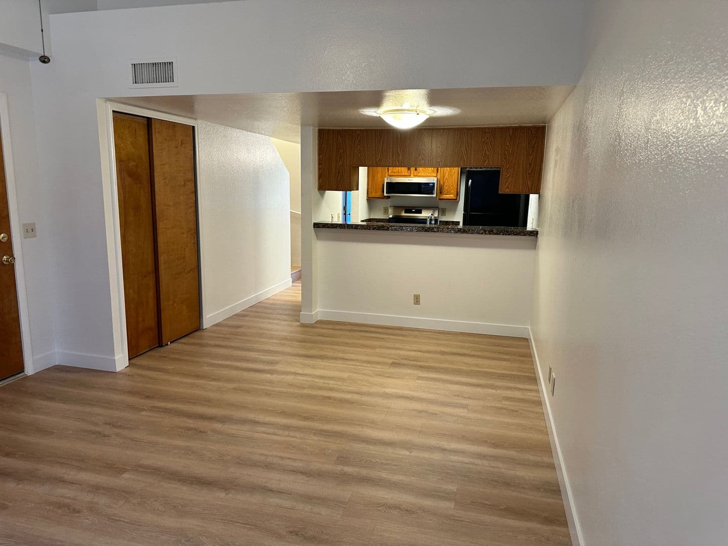 Mesa Condo: 3716 E. University Dr. Unit 2015 - 3716 E. University Dr.