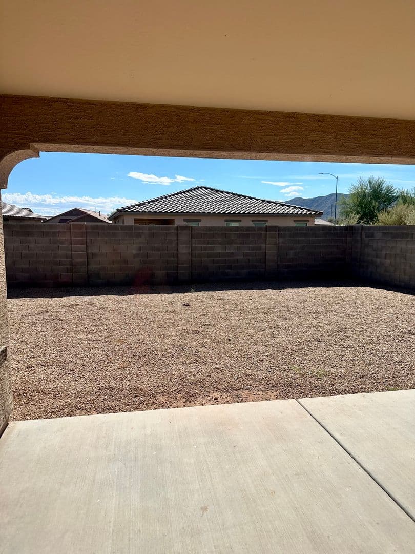 Casa Grande House: 2051 E. Velvet Place