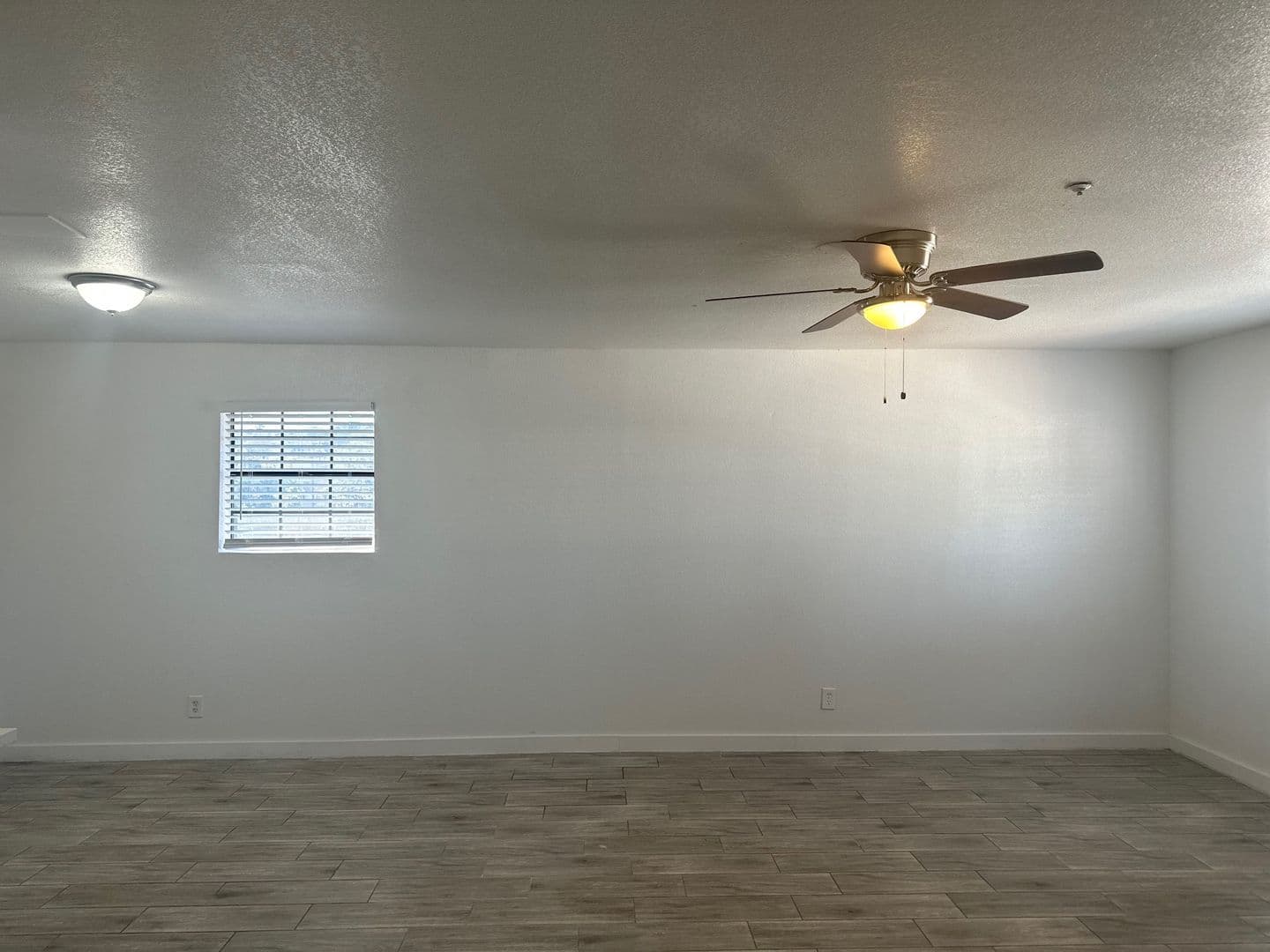 Phoenix Apartment: 13211 N. 21st Place