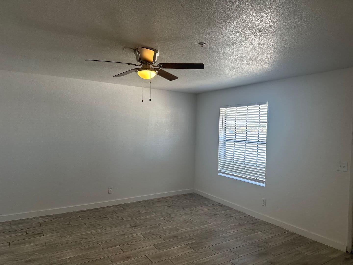 Phoenix Apartment: 13211 N. 21st Place