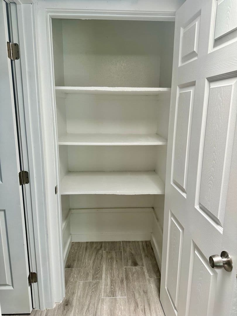 Phoenix Apartment: 1504 E Indianola Ave.