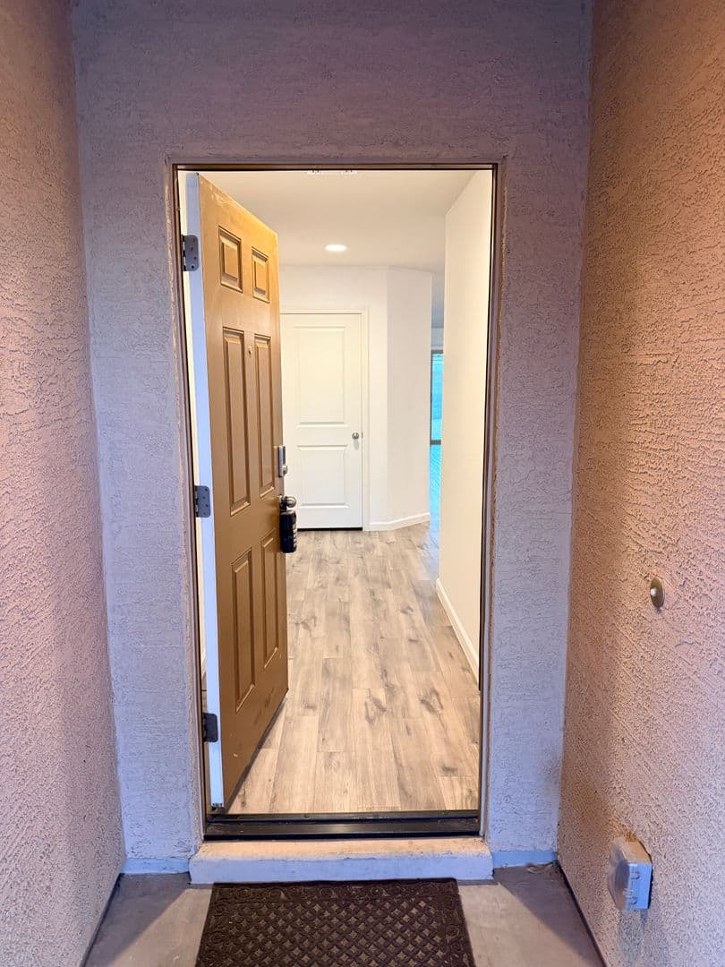 Casa Grande House: 2051 E. Velvet Place