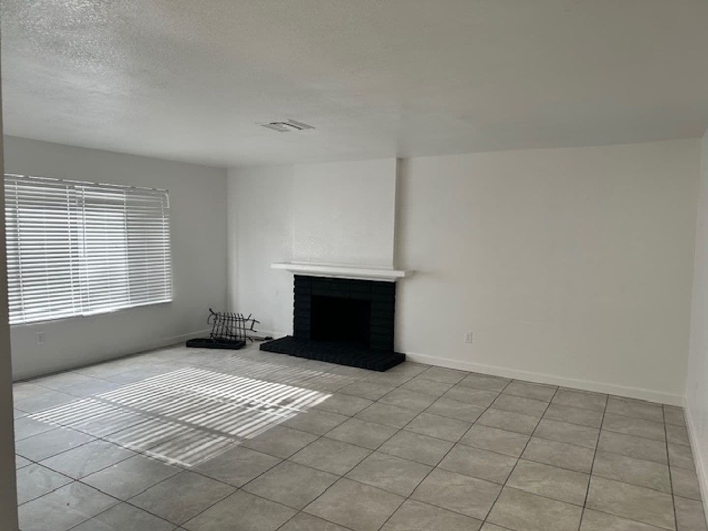 Phoenix Apartment: 5318 W. Turney Avenue