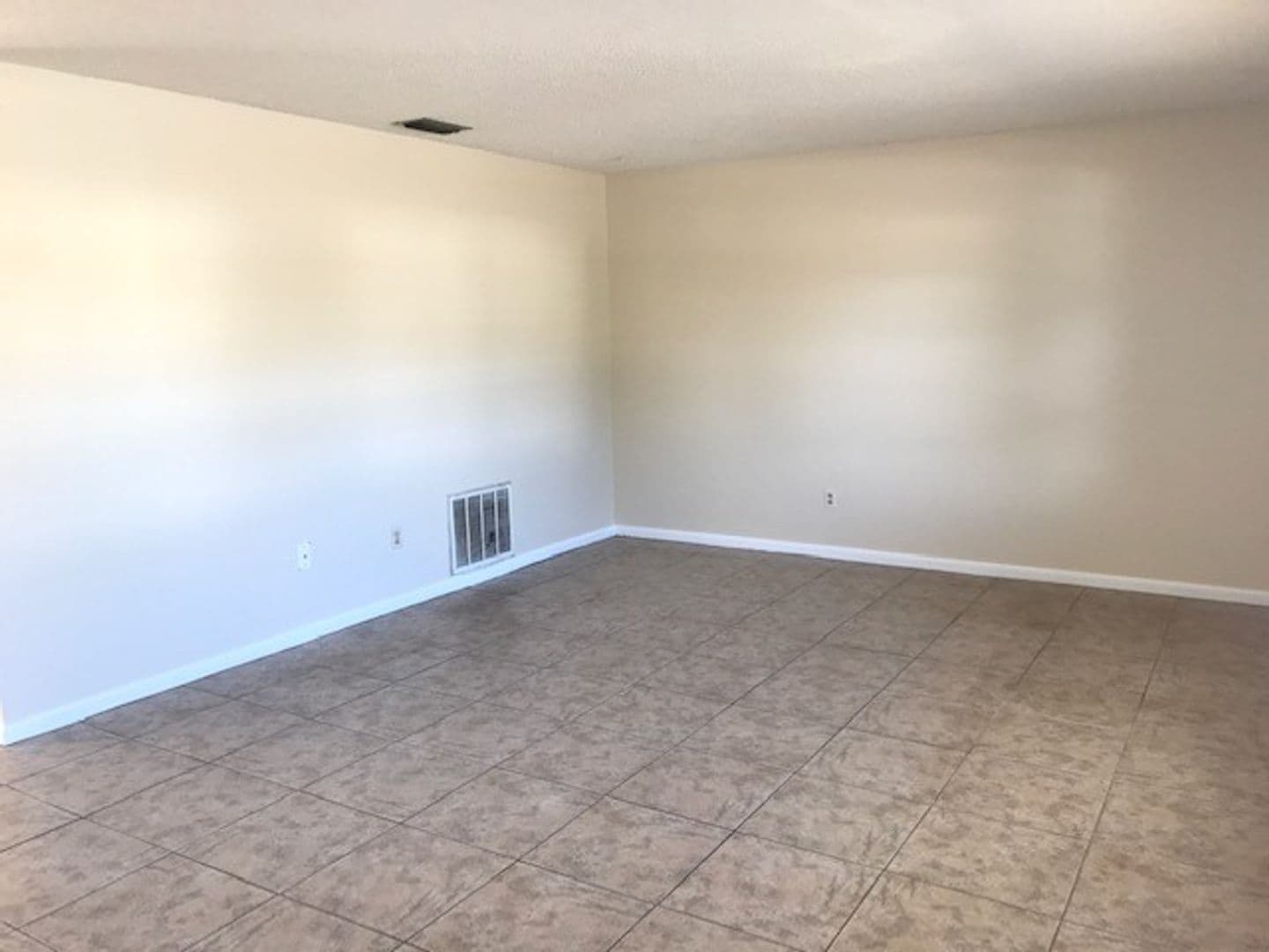 Spring Hill House: 5109 Higate Road