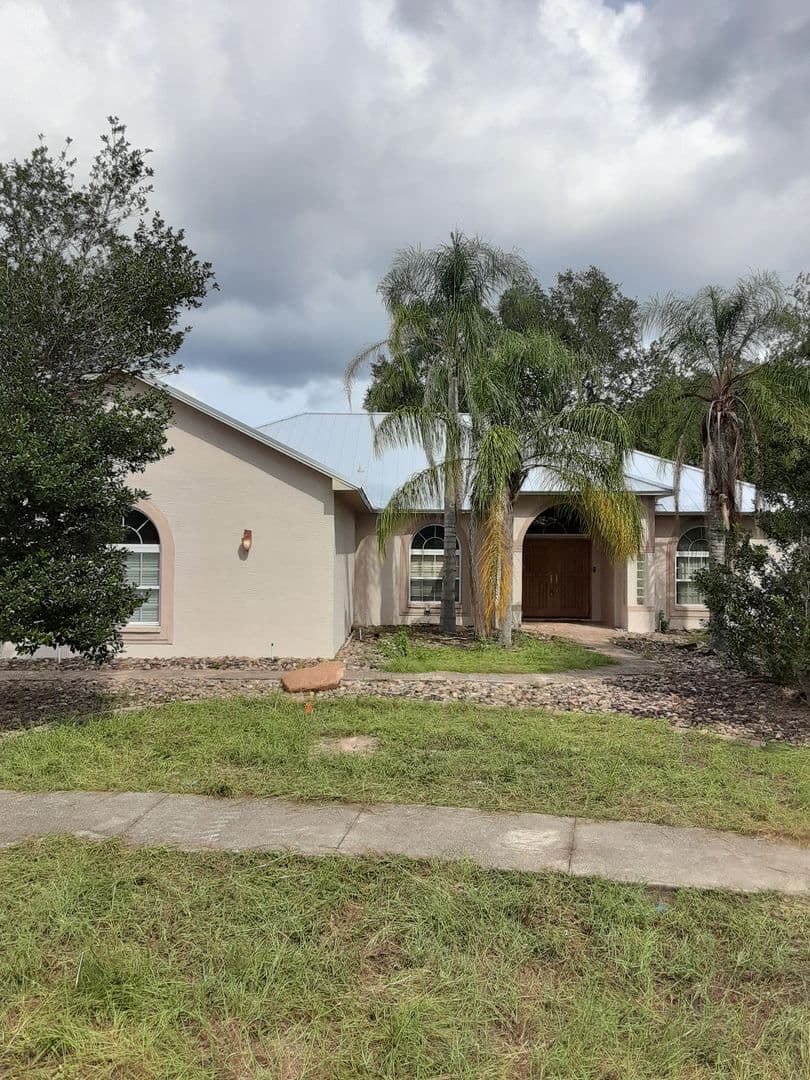 Spring Hill House: 13409 Short Court