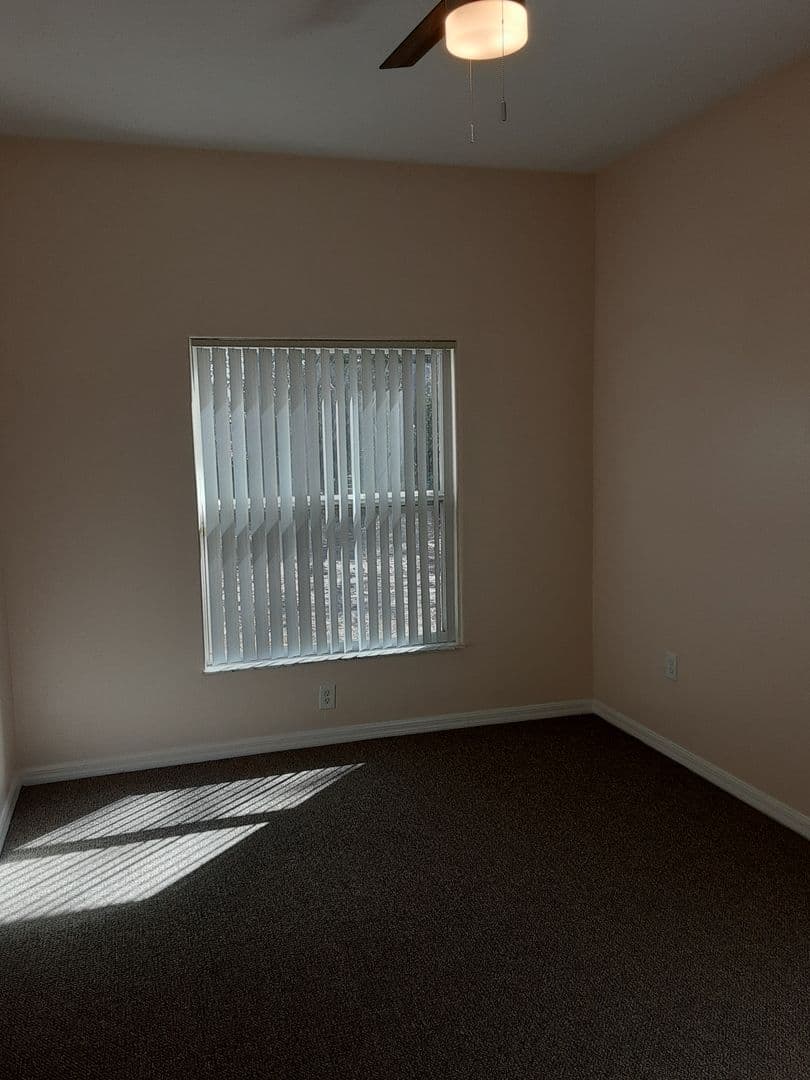 Spring Hill House: 13409 Short Court