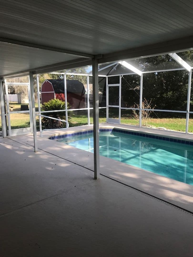 Spring Hill House: 9035 Horizon Drive