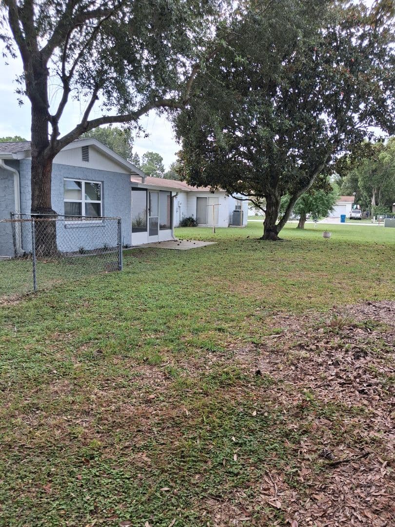 Spring Hill House: 4217 Drummond Avenue