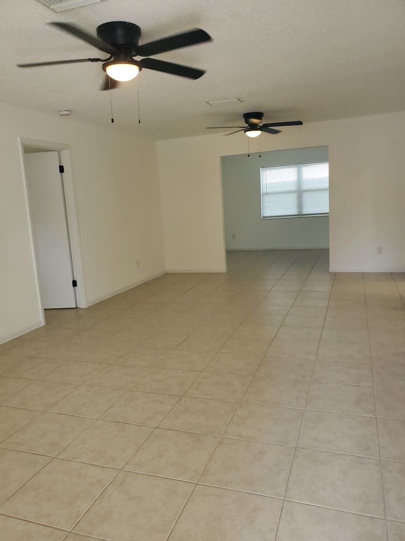 Spring Hill House: 4217 Drummond Avenue