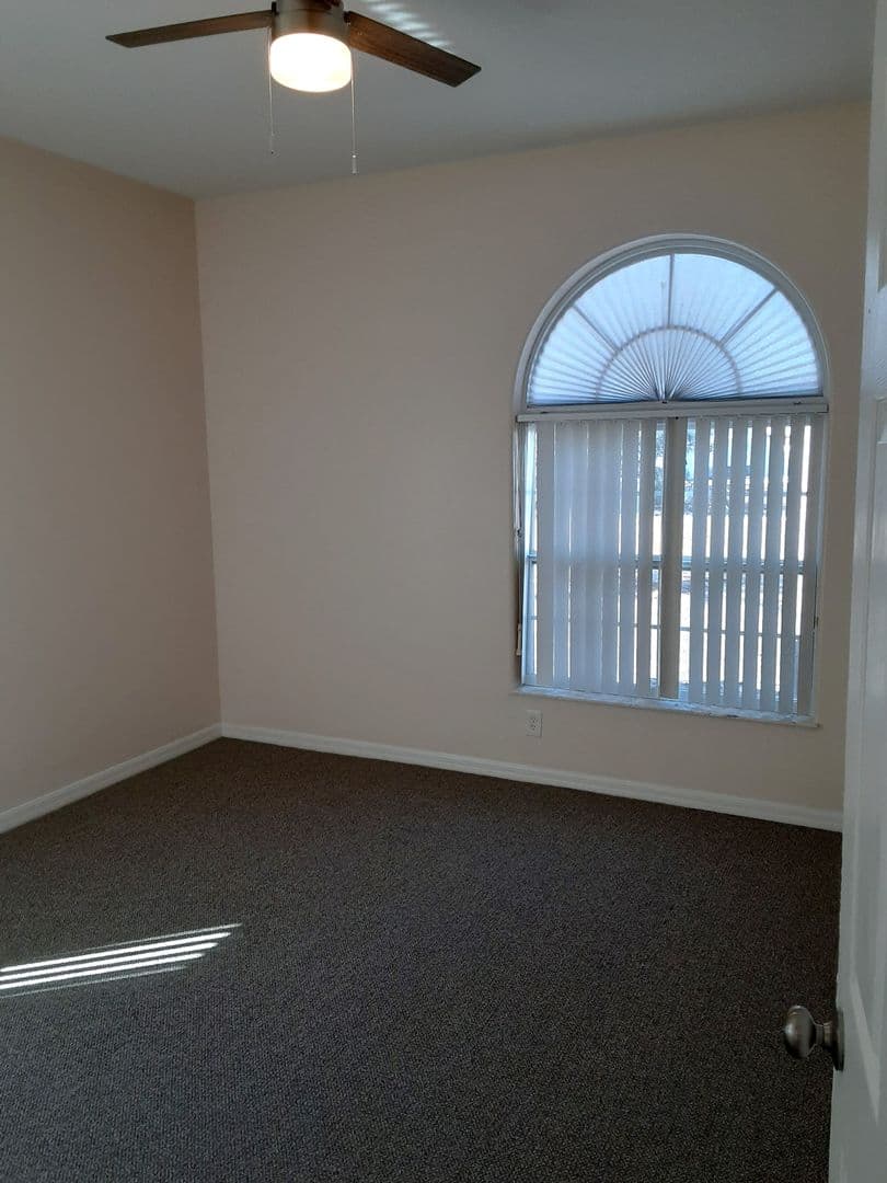 Spring Hill House: 13409 Short Court
