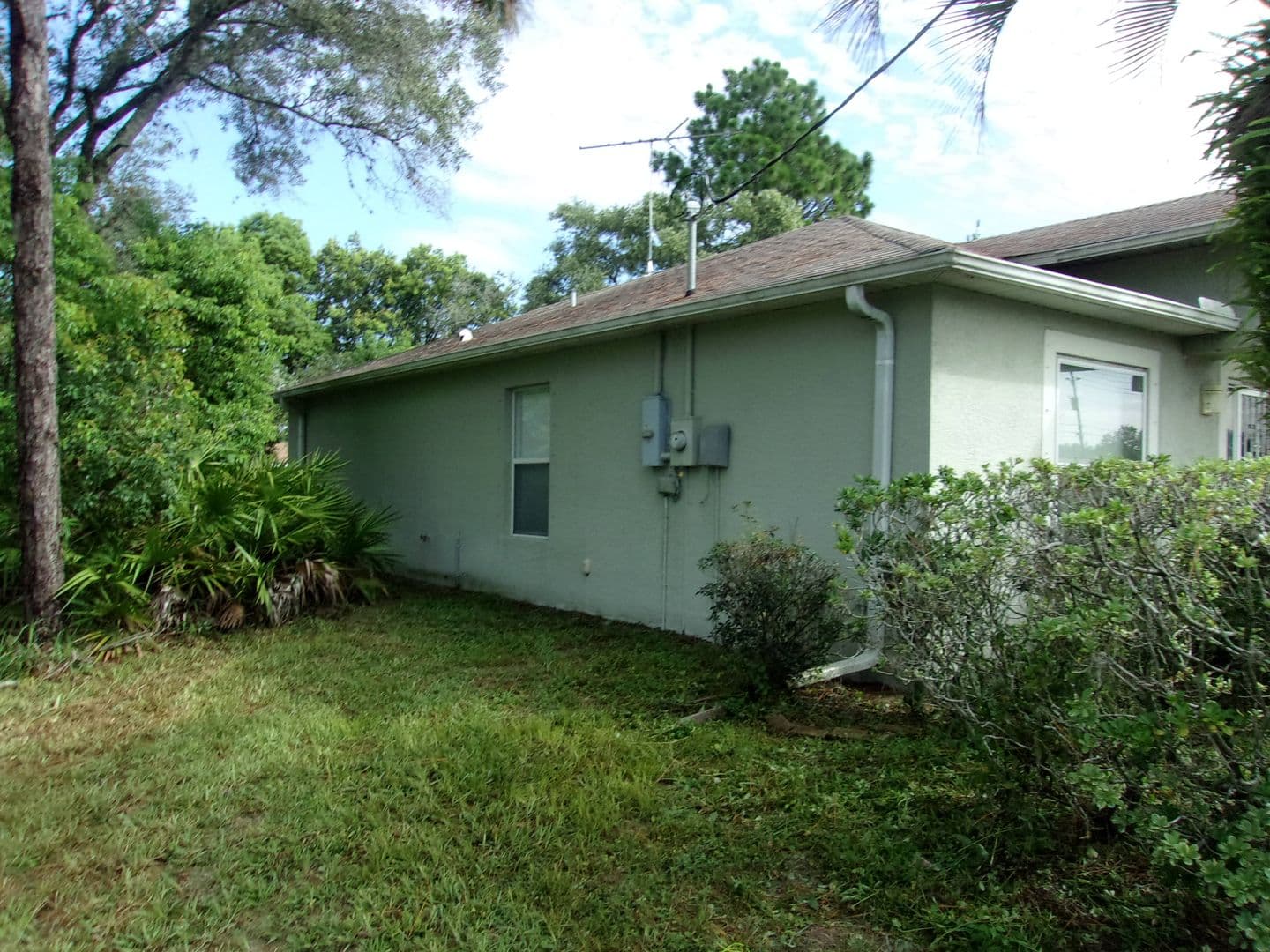 Spring Hill House: 14237 Spring Hill Drive