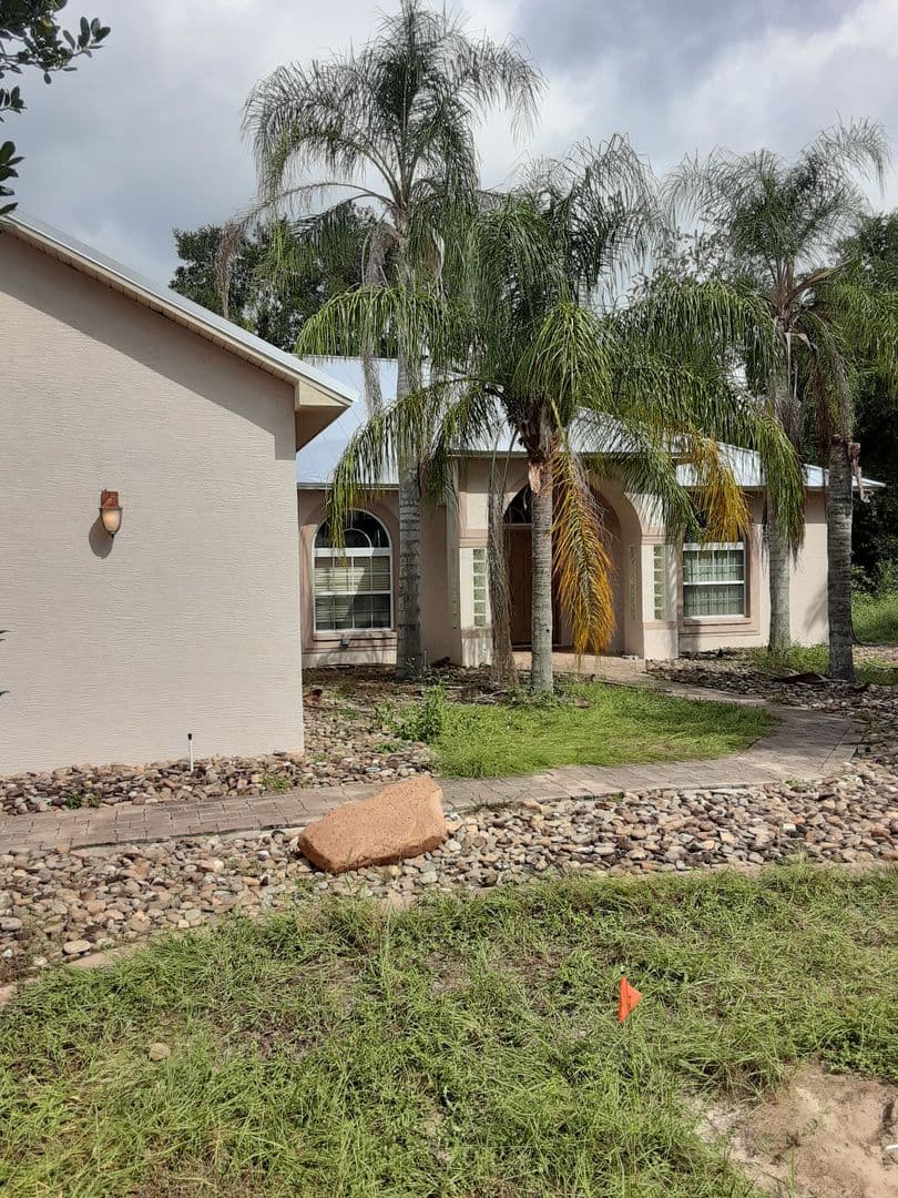 Spring Hill House: 13409 Short Court