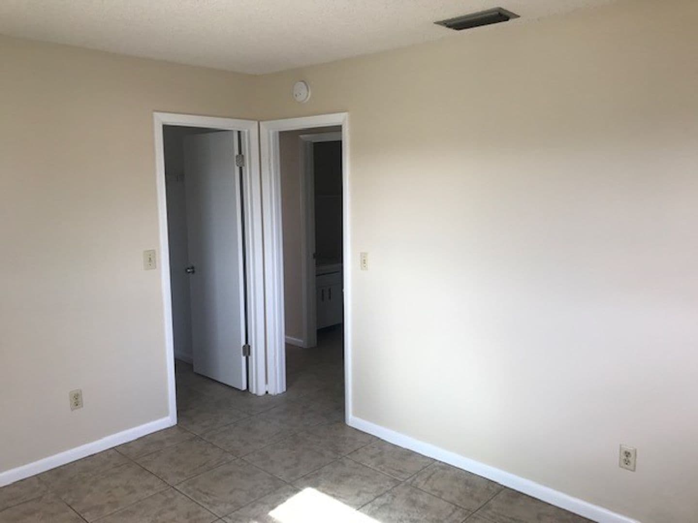 Spring Hill House: 5109 Higate Road