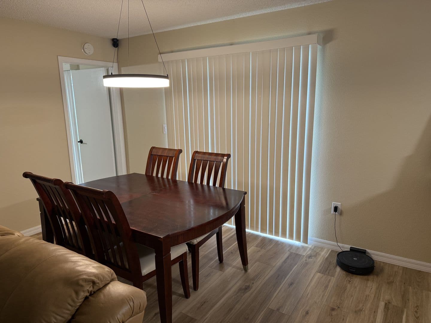 Spring Hill House: 5427 Berrien Avenue
