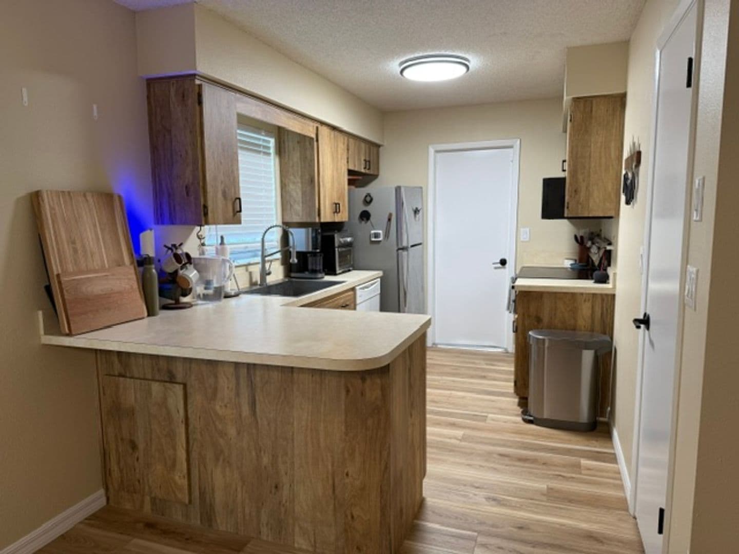 Spring Hill House: 5427 Berrien Avenue