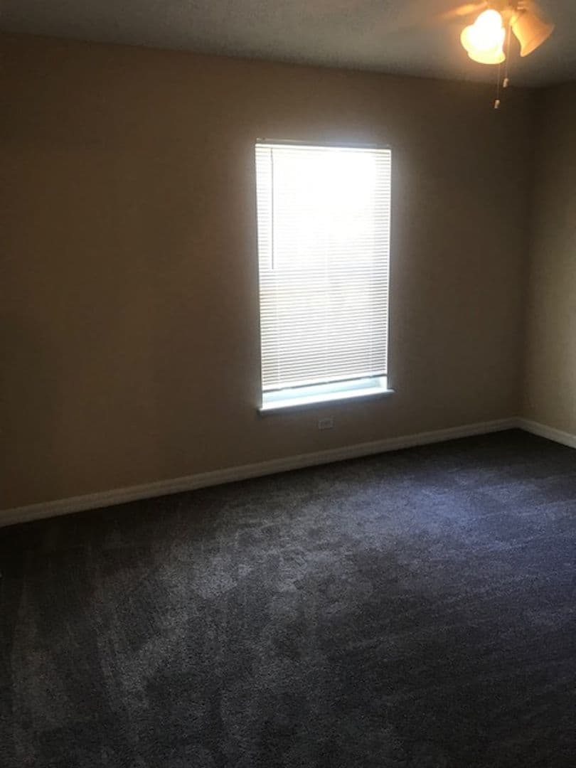 Spring Hill House: 9035 Horizon Drive