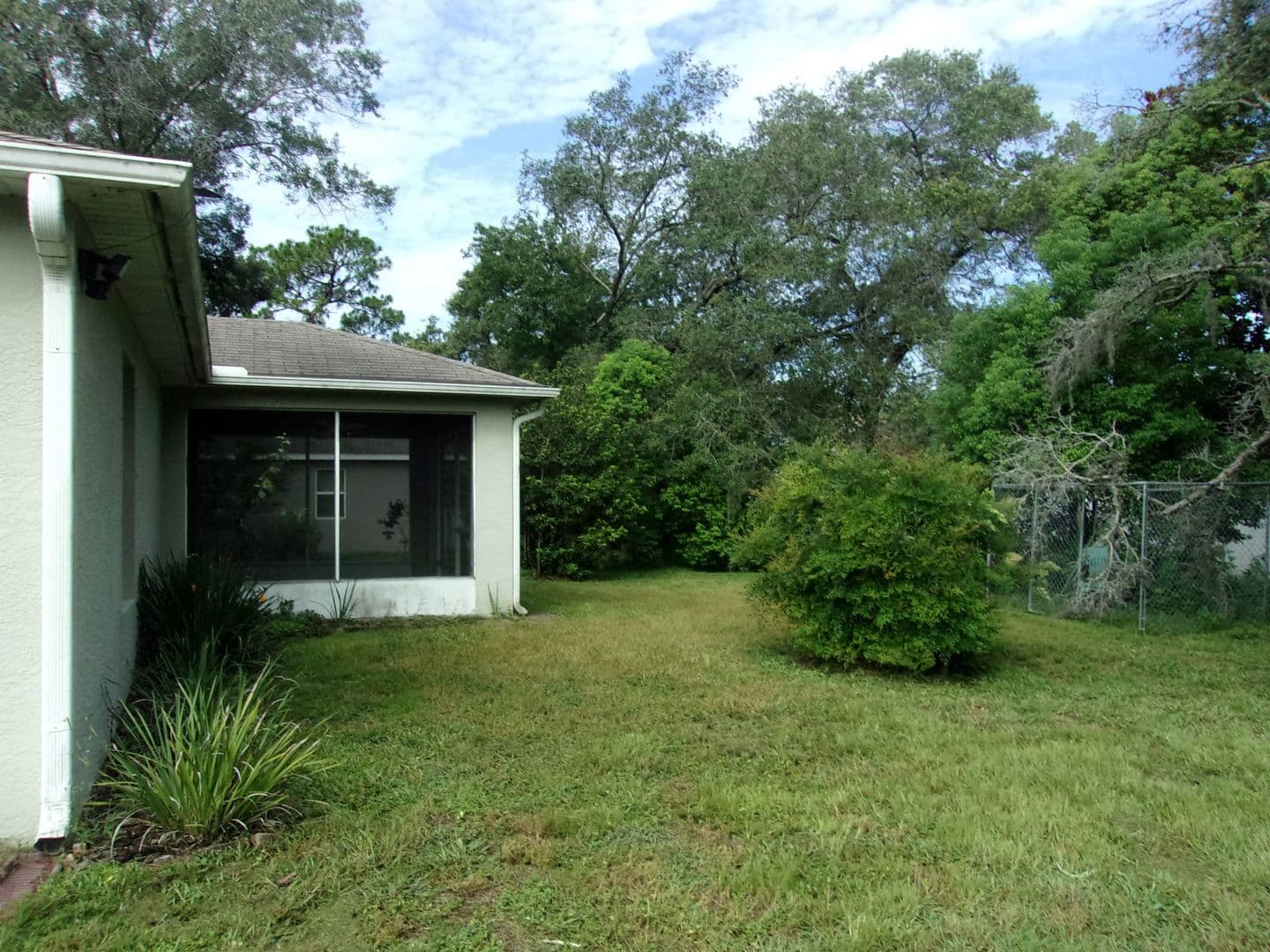 Spring Hill House: 14237 Spring Hill Drive