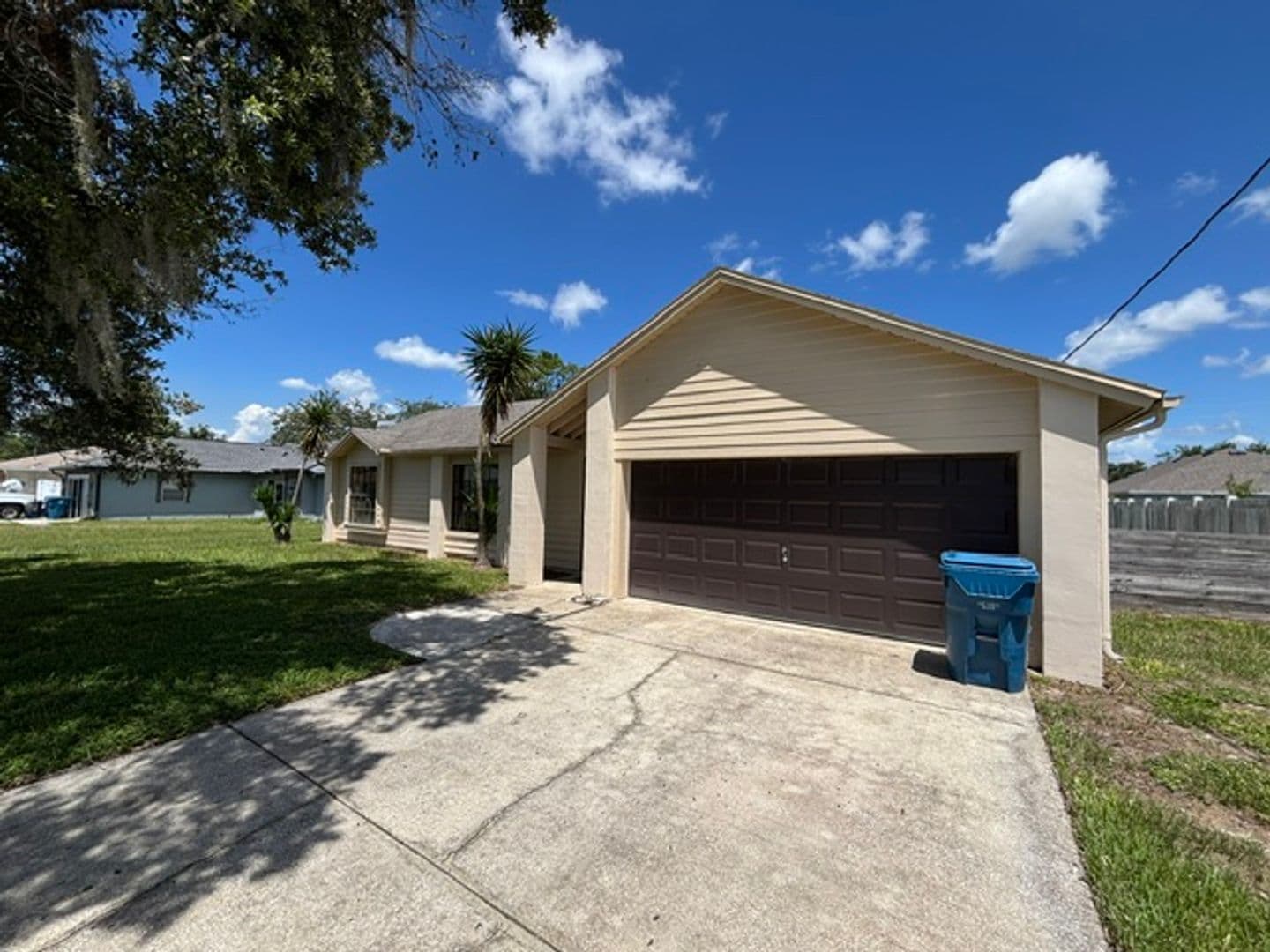 Spring Hill House: 3206 Ambassador Avenue
