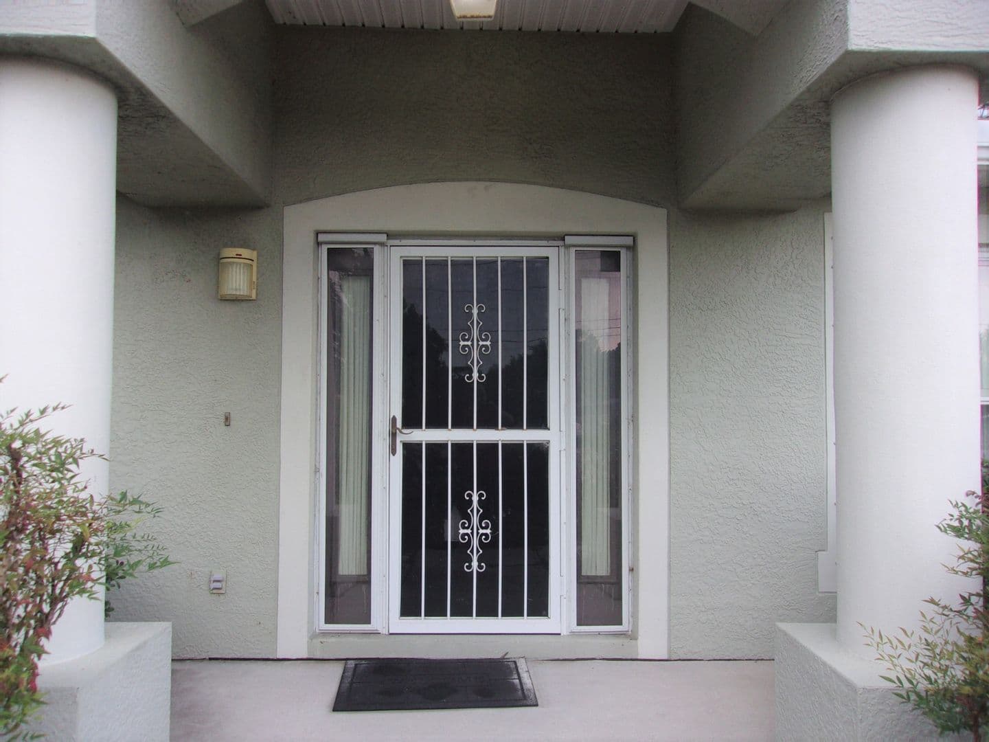 Spring Hill House: 14237 Spring Hill Drive