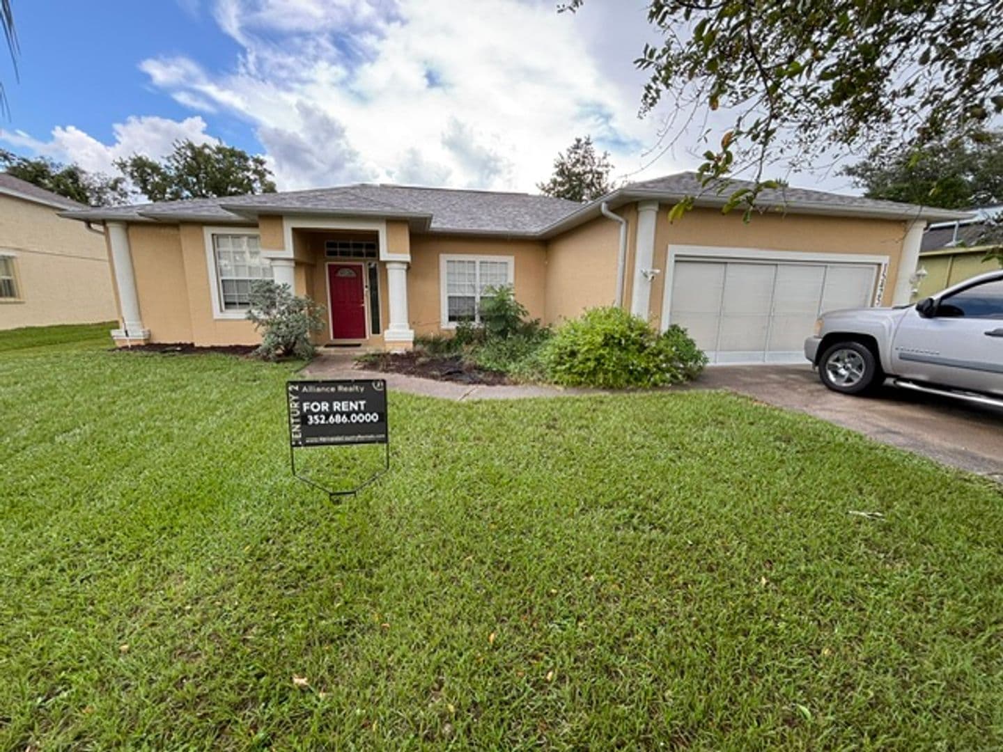 Brooksville House: 15425 Sonora Drive