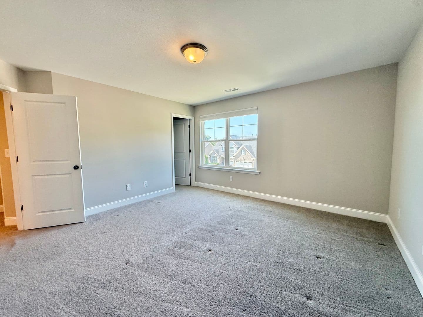 Knoxville House: 516 Vivian Lee Lane