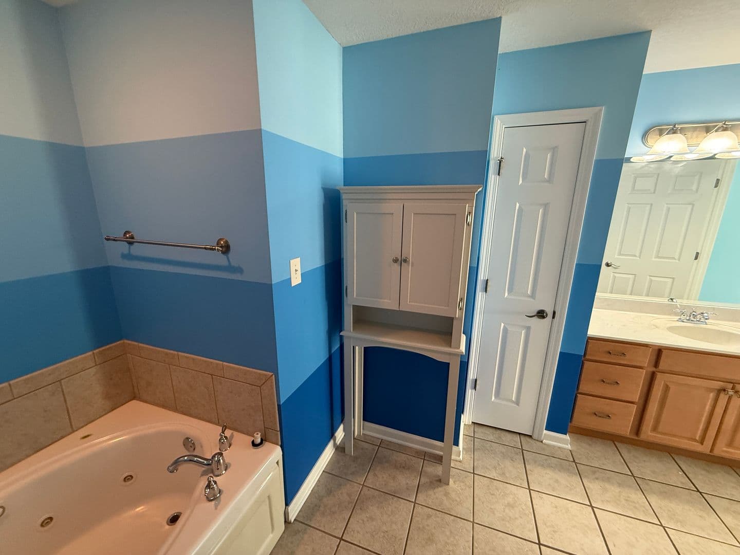 Knoxville House: 8801 Carriage House Way - 8801 Carriage House Way