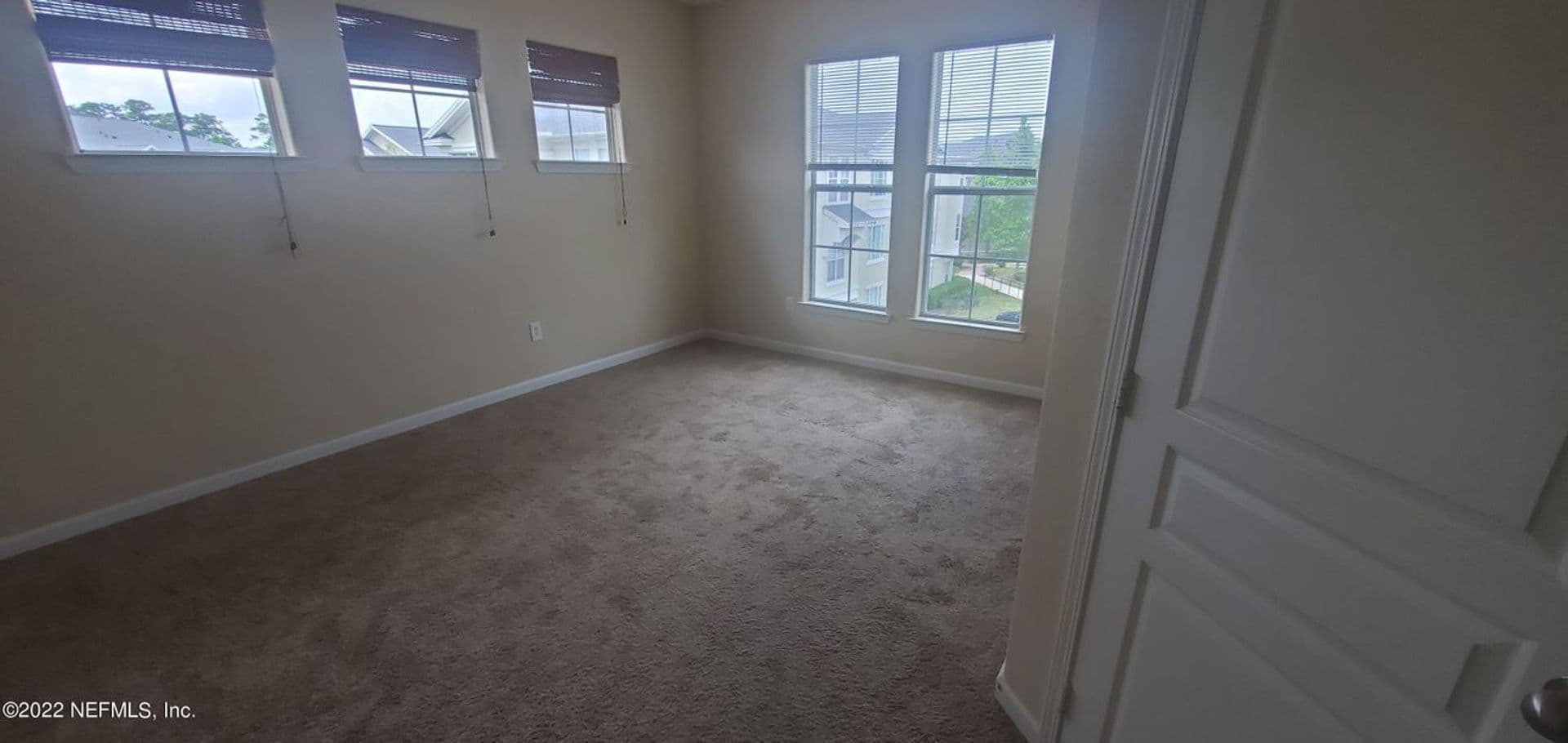 Jacksonville Apartment: 8290 Gate Parkway W