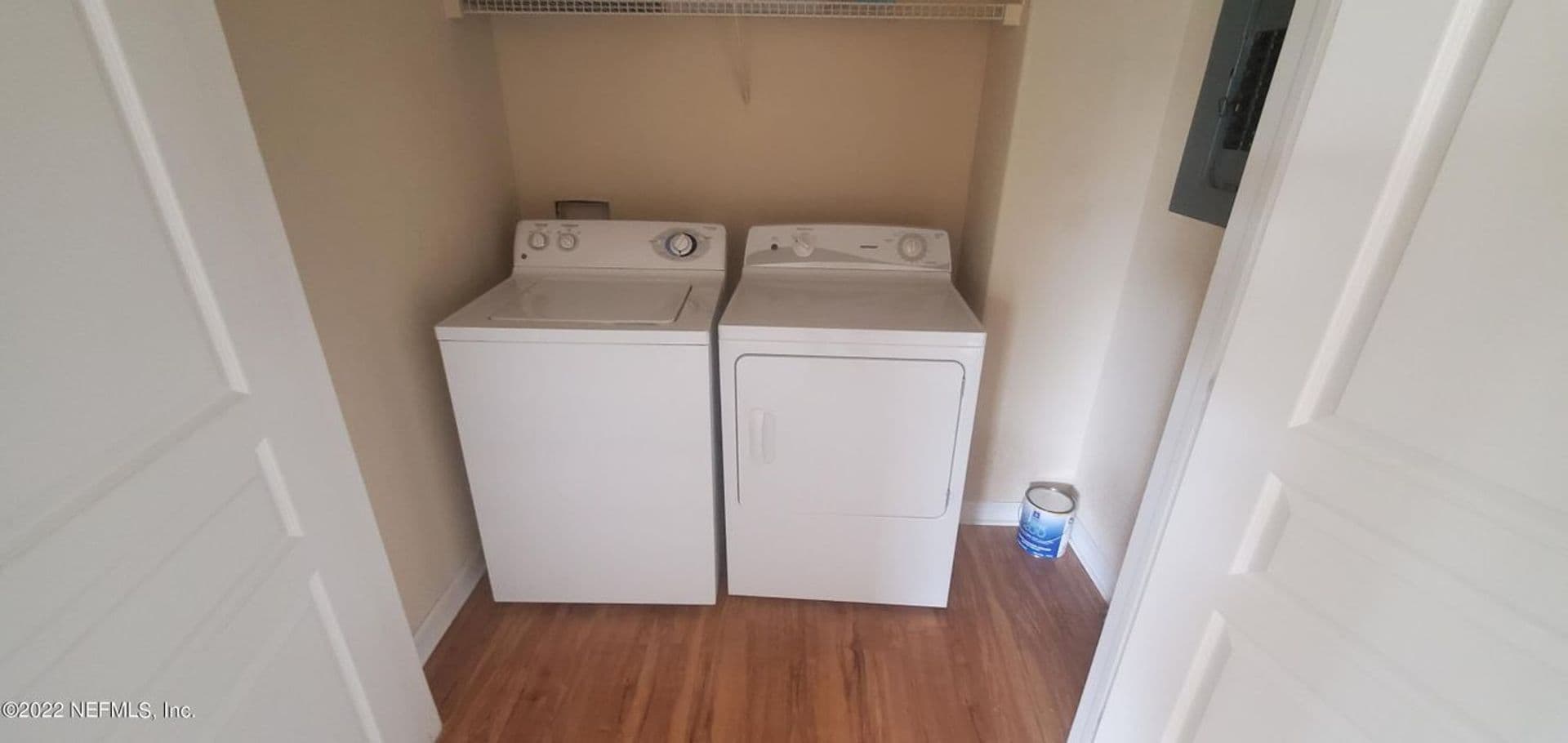 Jacksonville Apartment: 8290 Gate Parkway W