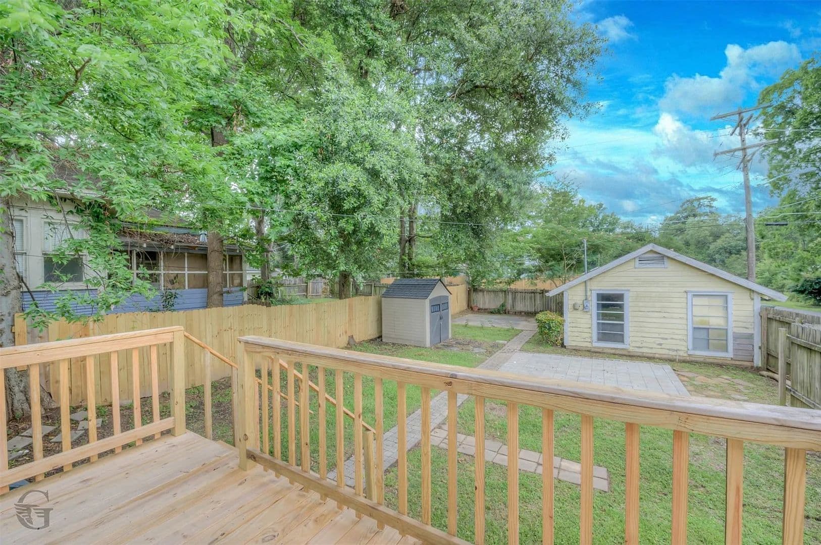 Shreveport House: 859 Linden Street