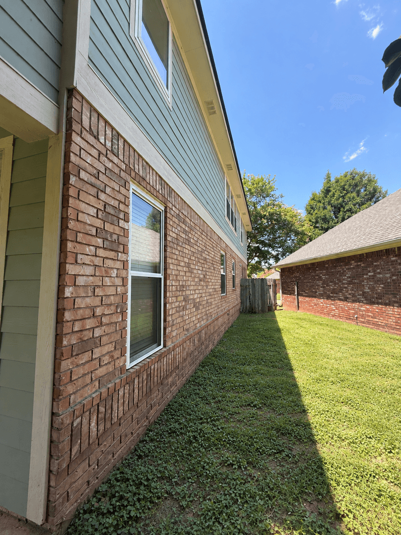 Shreveport House: 139 Hallette Dr