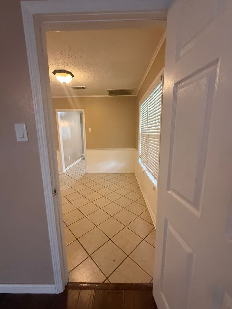 Bossier City House: 1219 Gladiolus