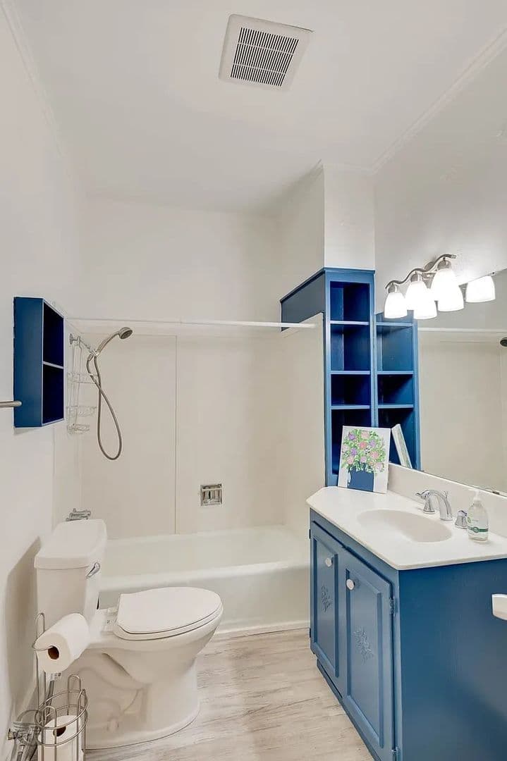 Shreveport House: 859 Linden Street