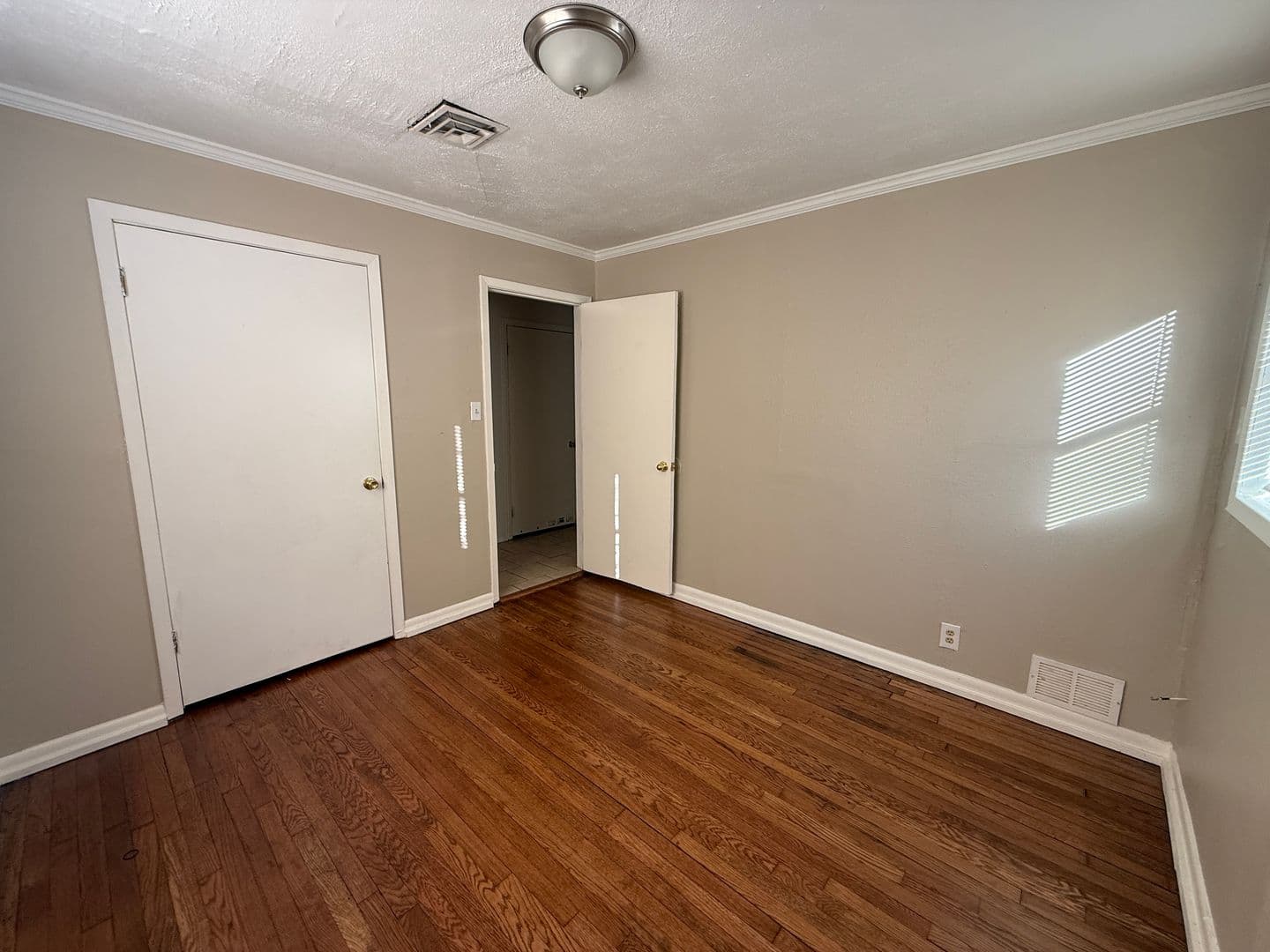 Bossier City House: 1320 Mark Ave