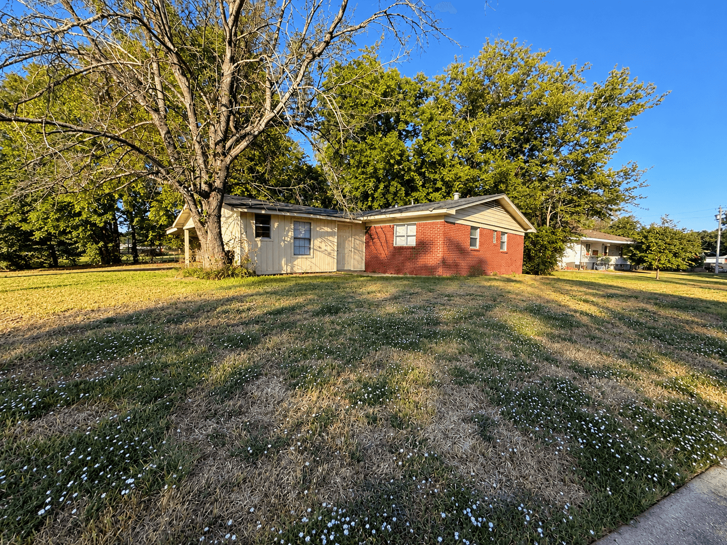 Bossier City House: 1320 Mark Ave