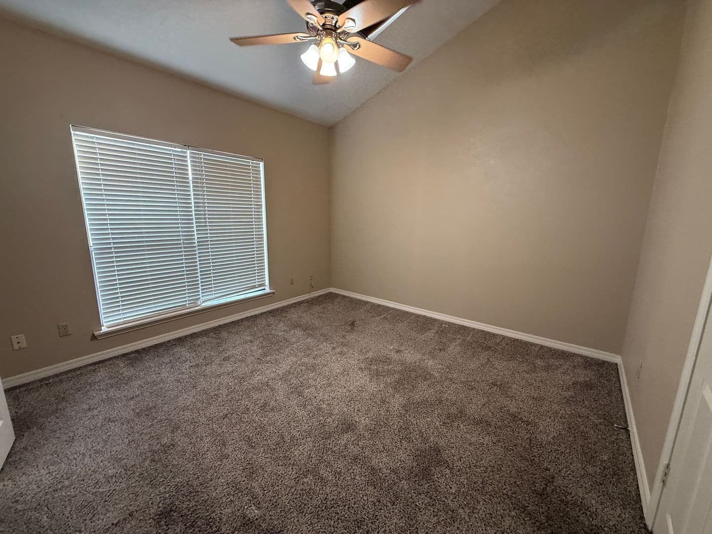 Shreveport House: 4111 Pines Rd.