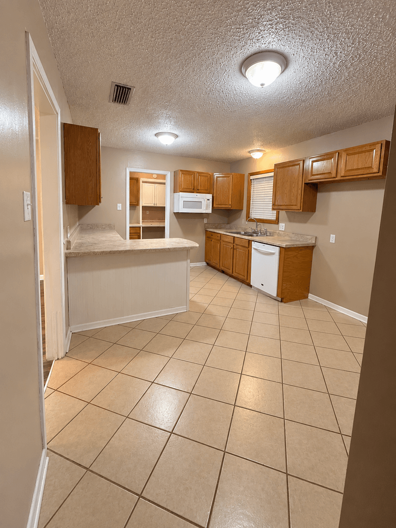 Bossier City House: 1219 Gladiolus