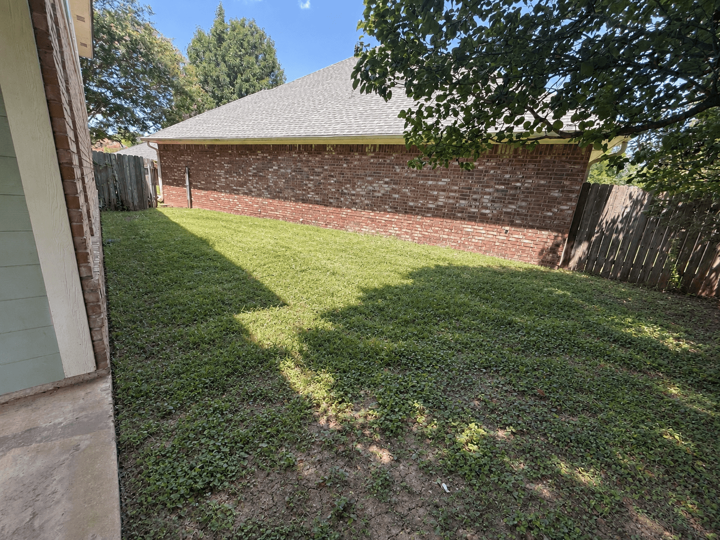 Shreveport House: 139 Hallette Dr