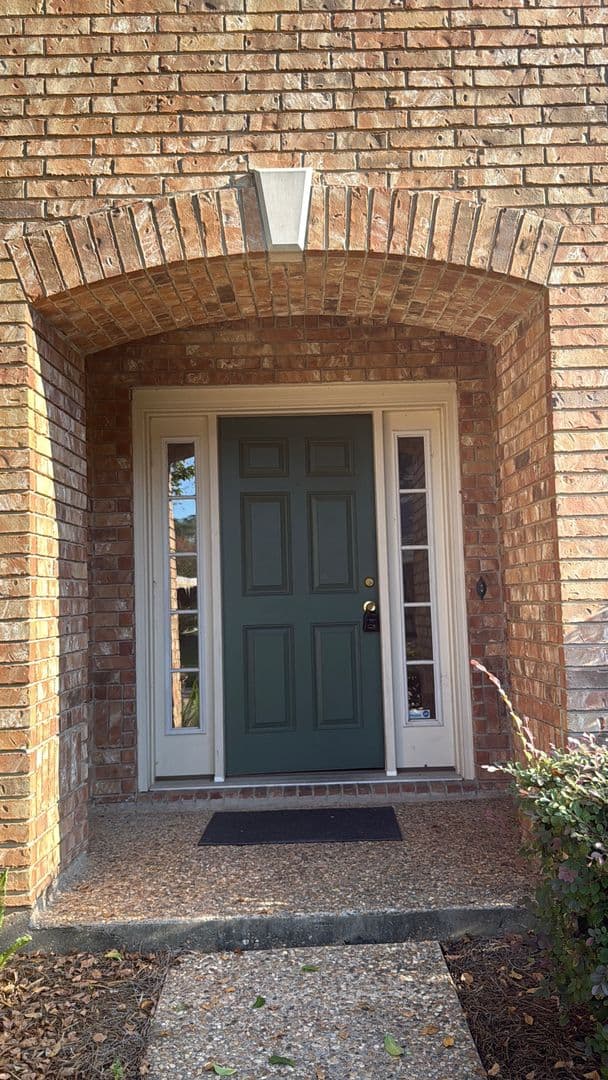 Shreveport House: 139 Hallette Dr